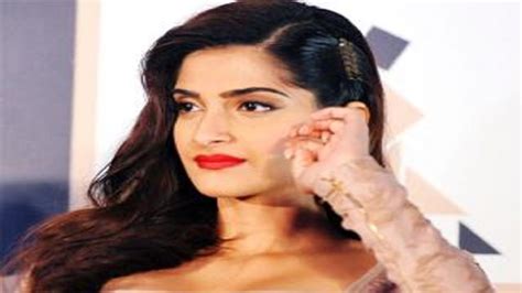 xxx sonam kapur|Porn Videos of Sonam Kapoor